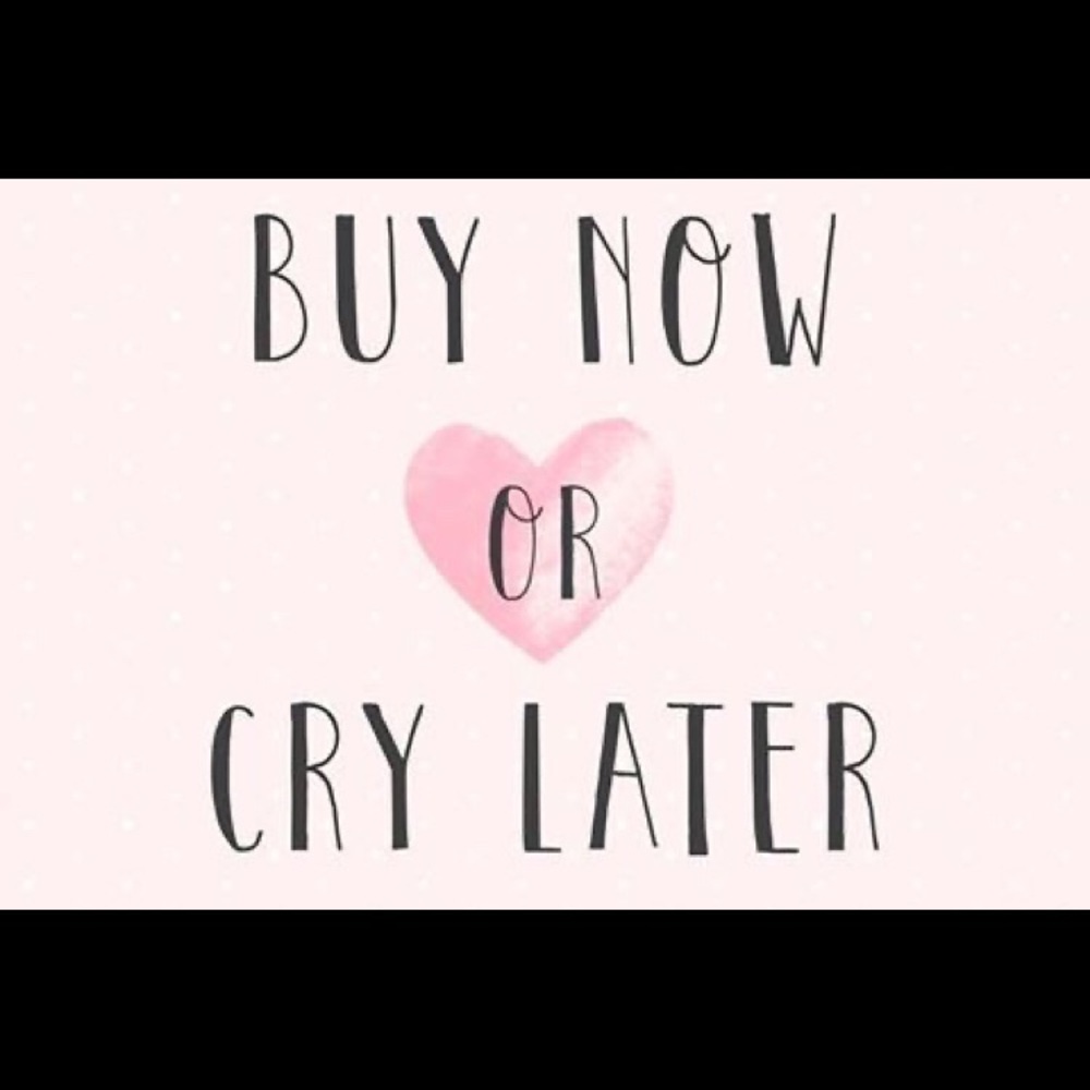 🎉Come and check out my closet🎉